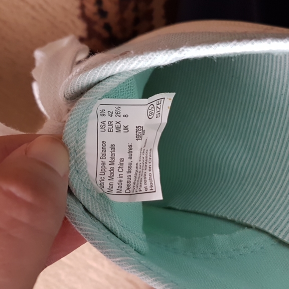 American Eagle Slip-On Non-Marking Sneakers - Picture 7 of 8